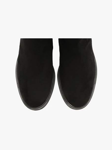 Schwarze Stiefel mit elastischem Schaft