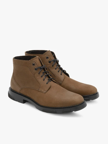 Braune Freizeitstiefel