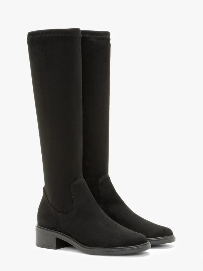 Schwarze Stiefel mit elastischem Schaft