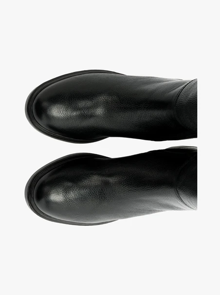 Schwarze Stiefel mit elastischem Schaft