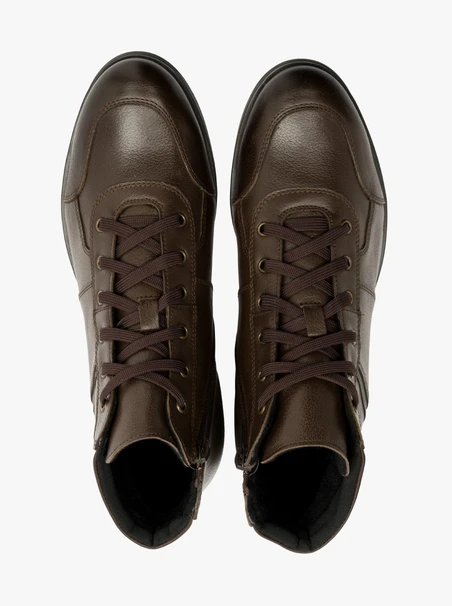 Dunkelbraune Herrenstiefel