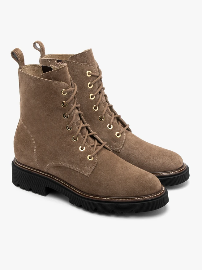 Beige Damenstiefel aus Veloursleder