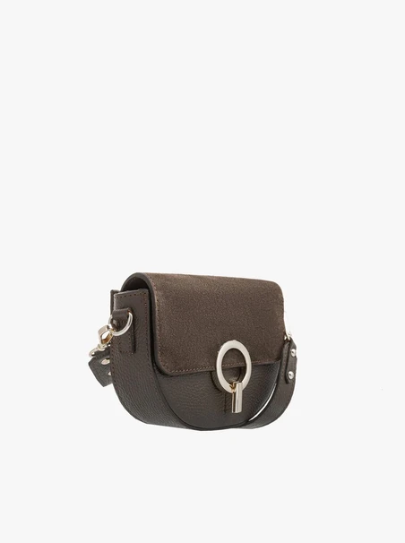 Kleine elegante Handtasche für Frauen mit goldenen Details