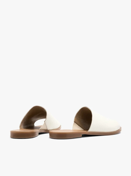 Weiße Damen-Flip-Flops mit flacher Sohle