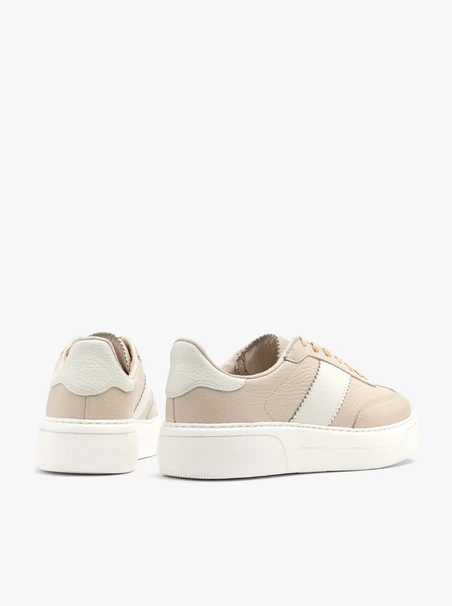 Sportliche Damen-Halbschuhe in Beige mit weißen Einsätzen