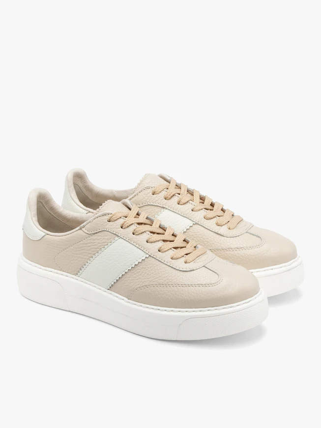 Sportliche Damen-Halbschuhe in Beige mit weißen Einsätzen