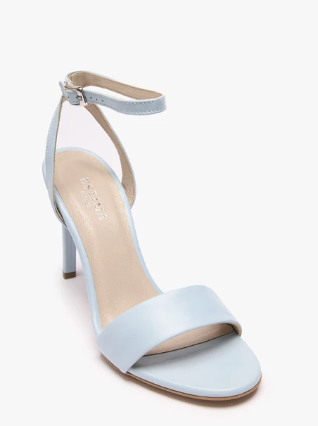 Blaue hohe Stiletto-Sandalen