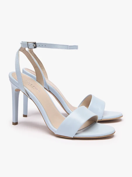 Blaue hohe Stiletto-Sandalen