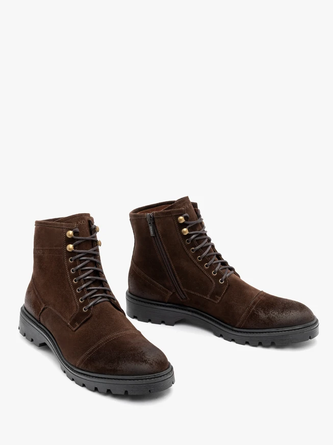 Braune Herrenstiefel mit Isolierung aus natürlichem Schafsleder