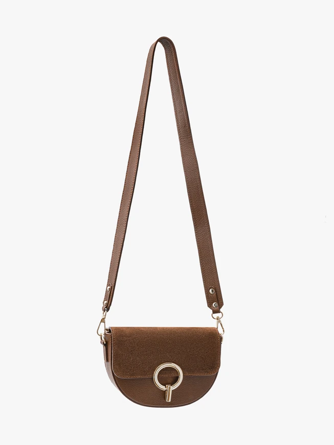 Kleine rote Handtasche mit goldenen Verzierungen