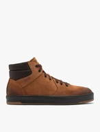 Rote Herren-Sportstiefel mit zweifarbiger Sohle