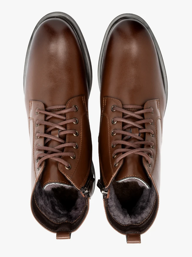 Braune Herrenstiefel mit Isolierung aus natürlichem Schafsleder
