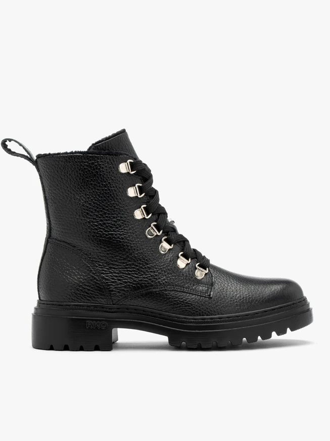 Schwarze Damenstiefel mit Zierhaken