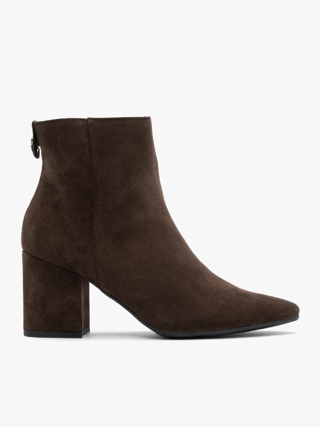 Braune Velourslederstiefel