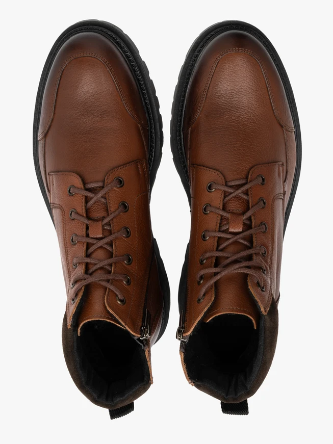 Solide Herrenstiefel mit dekorativem Schaft