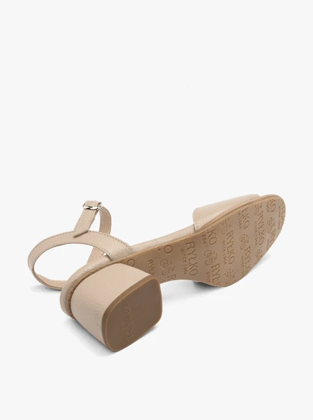 Beige Blockabsatz-Sandalen