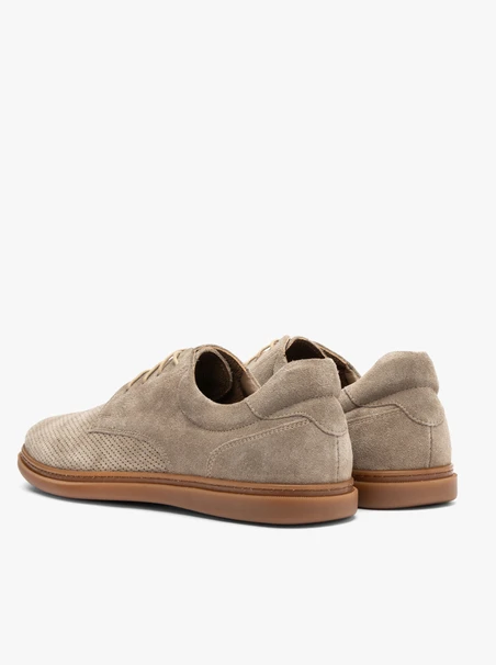 Herrenschnürschuhe mit Perforation