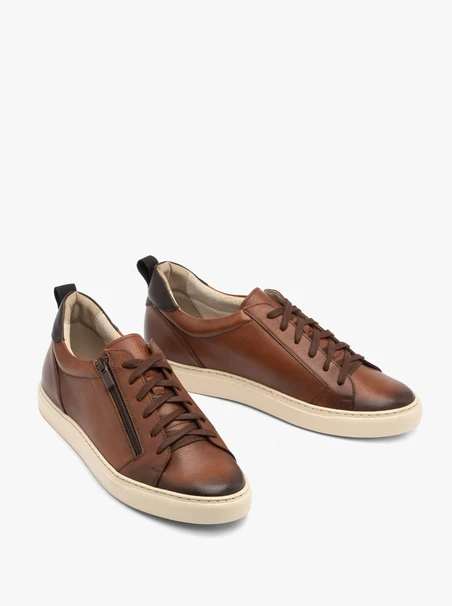 Braune Herren-Turnschuhe mit dekorativem Reißverschluss