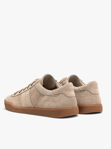 Velours-Halbschuhe im sportlichen Stil