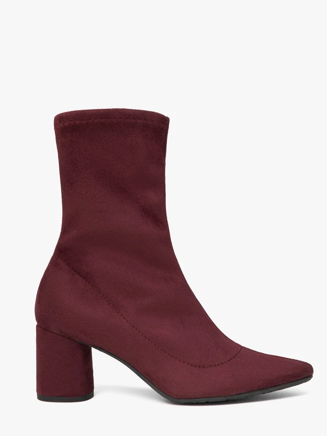 Kastanienbraune Gummistiefel mit Absatz