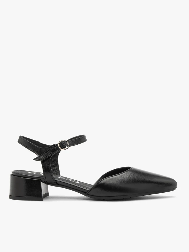 Schwarze Pumps mit offenem Absatz