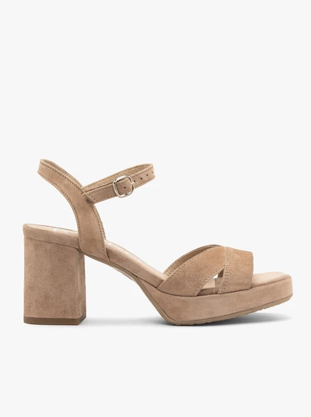 Beige Block- und Ballsandalen