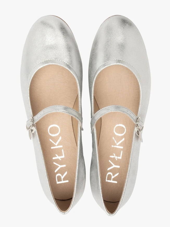 Silberne Riemchen-Ballerinas