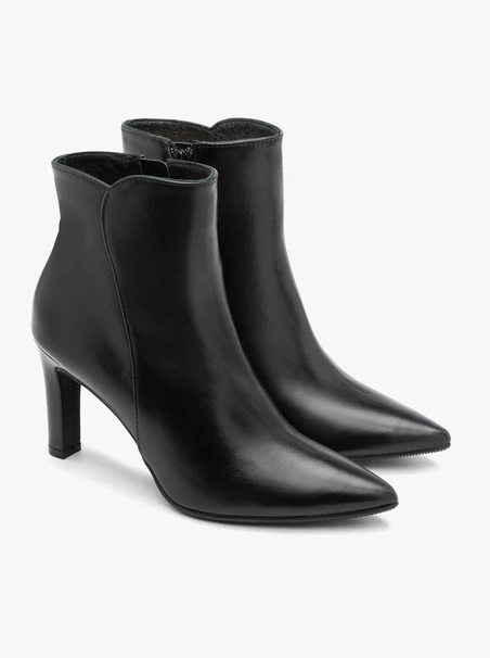 Schwarze Stiefel mit Absatz aus genarbtem Leder