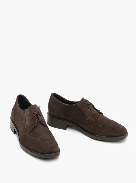 Halbschuhe aus braunem Veloursleder zum Schnüren