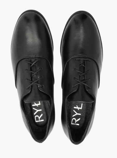 Schwarze klassische Schnürhalbschuhe