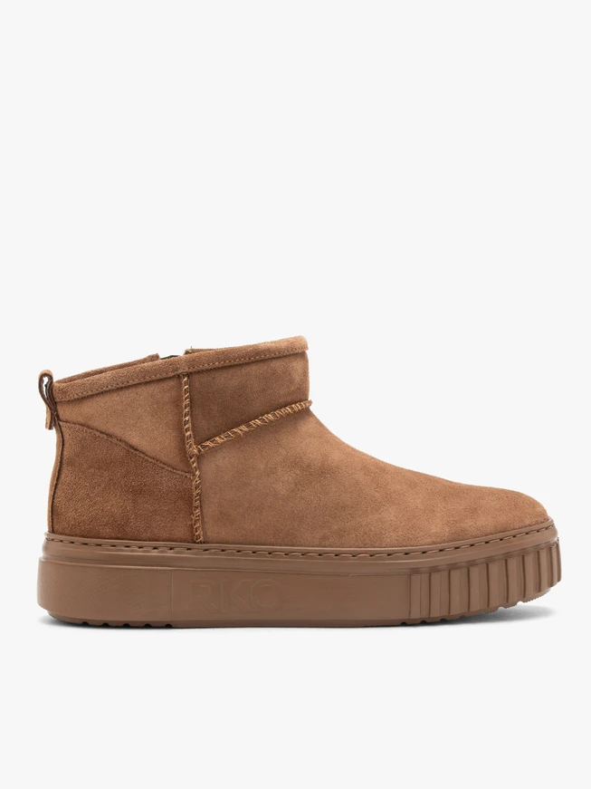 Rote Velours-Schneestiefel mit leichtem Boden