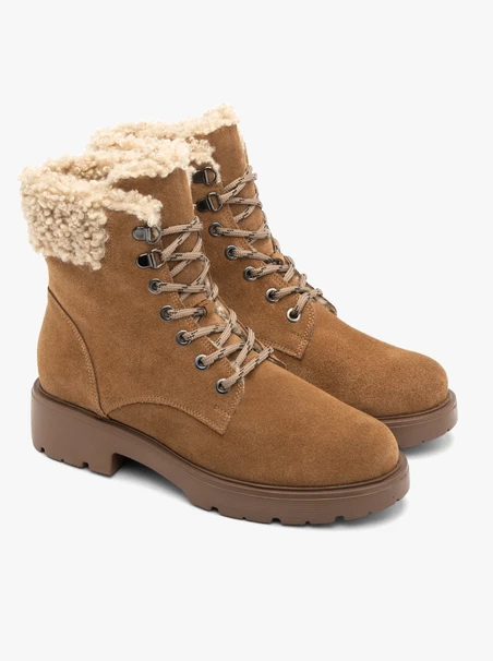 Rote Schneestiefel mit Fell
