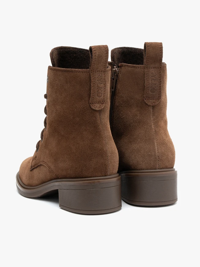 Braune Velourslederstiefel