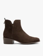 Isolierte Stiefel aus Schokolade