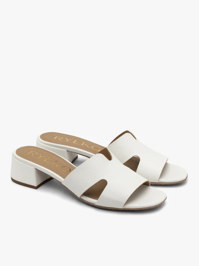 Weiße Damen-Flip-Flops mit kleinem Absatz