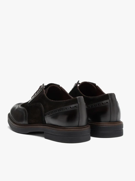 Dunkelbraune Halbschuhe aus Leder