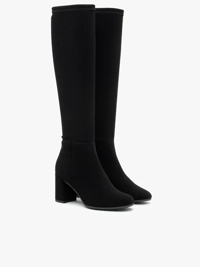 Schwarze Gummistiefel mit Absatz