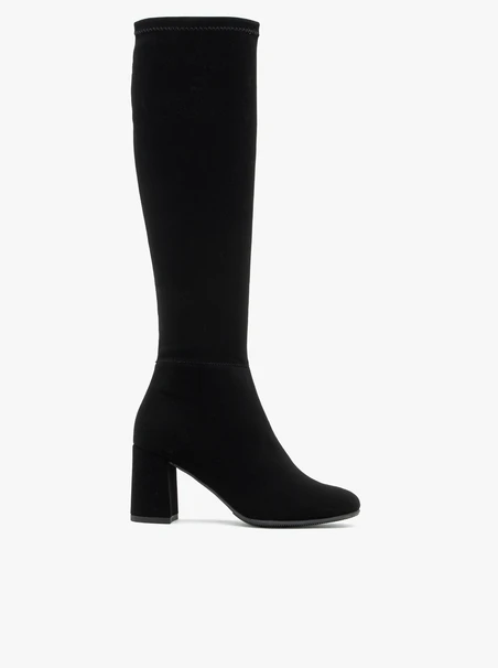Schwarze Gummistiefel mit Absatz