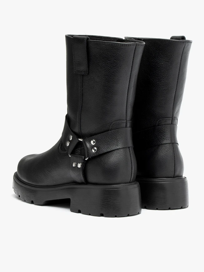 Biker-Stiefel mit Metallverzierungen