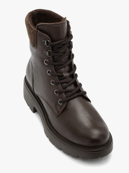Braune Vollnarbenlederstiefel