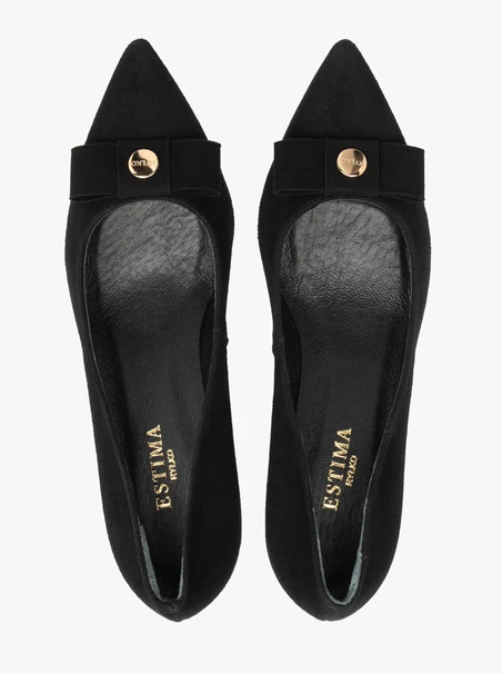 Schwarze Velours-Pumps mit Verzierung