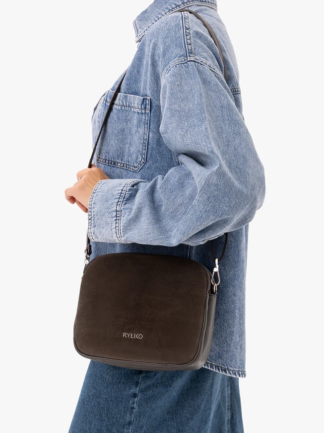 Kleine Handtasche aus braunem Bonded Leather