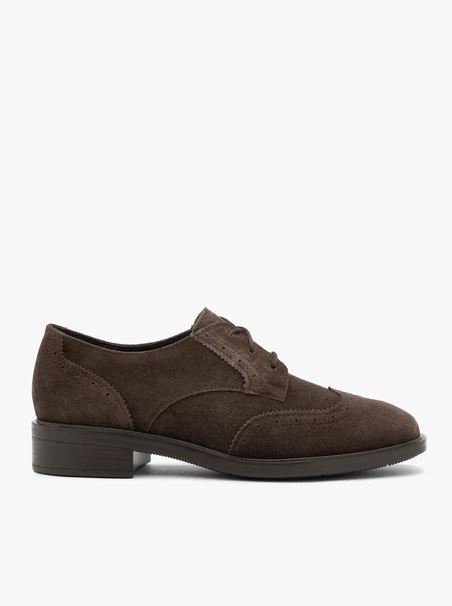 Halbschuhe aus braunem Veloursleder zum Schnüren