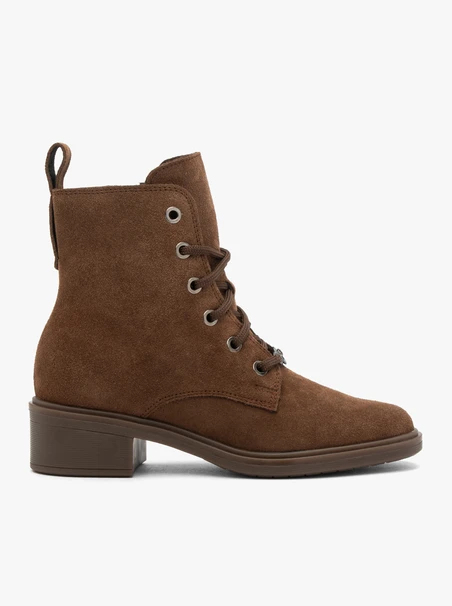 Braune Velourslederstiefel