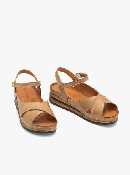 Beige Damen Plateausandalen