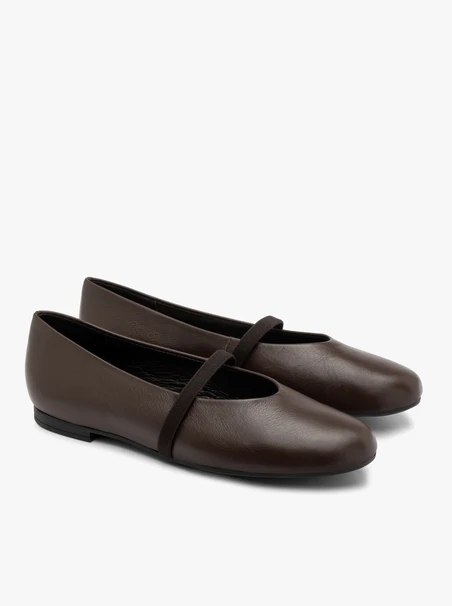 Minimalistische Ballerinas aus Schokolade für Frauen