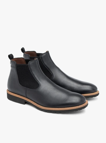 Schwarze Herren-Sablets mit dekorativer Sohle