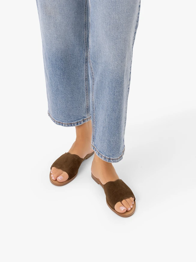 Flache Damen-Flip-Flops aus Schokolade