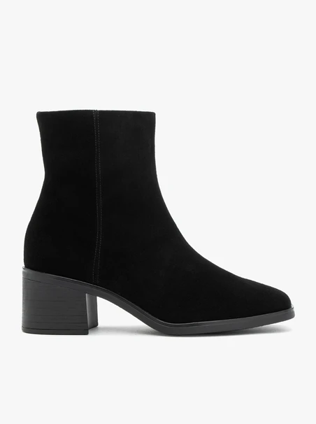 Schwarze klassische Velourslederstiefel