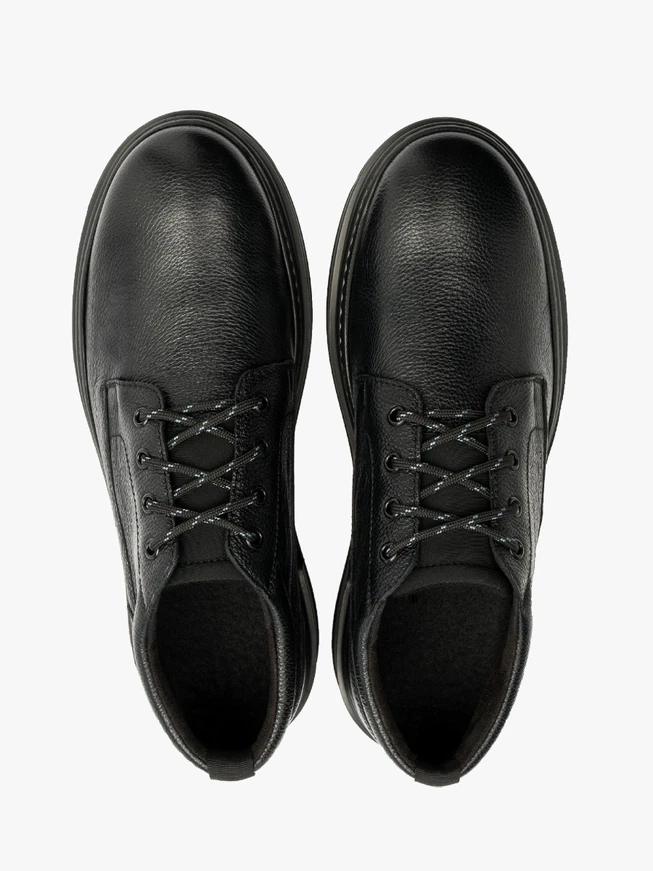 Schwarze Herrenstiefel